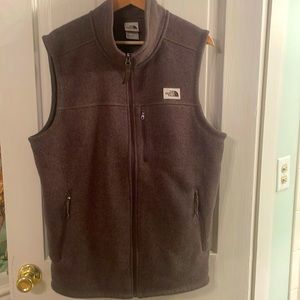 Men’s North Face Vest